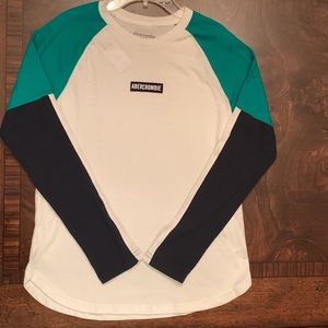 Boys Abercrombie Kids Long Sleeved T-shirt
